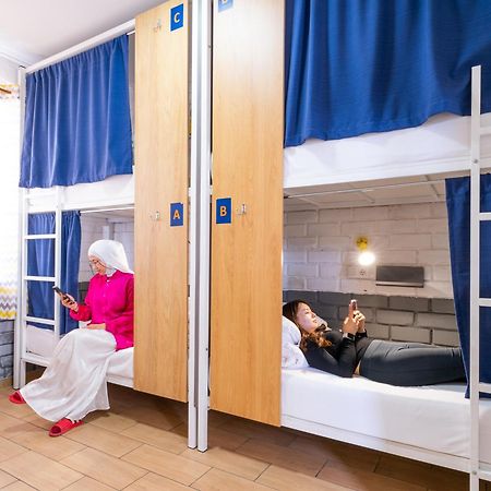 Ololofreelander Hostel&Coworking ビシュケク エクステリア 写真