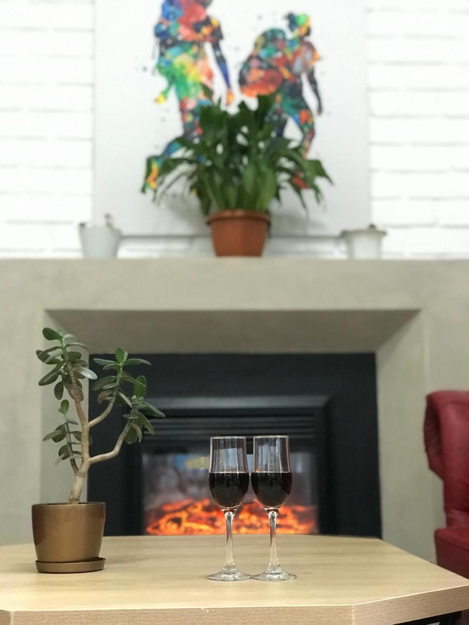 Ololofreelander Hostel&Coworking ビシュケク エクステリア 写真